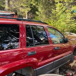 2002 Jeep Grand Cherokee Laredo
