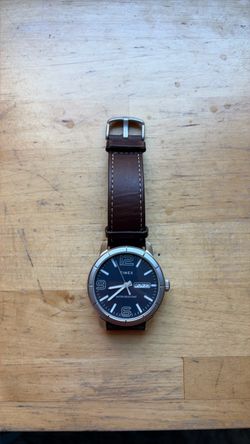 Timex Men's Mod 44 Brown/Blue Leather Strap Watch Used