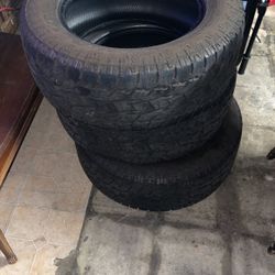Toyo Tires Size P265/60R18