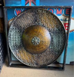 Metal wall decor