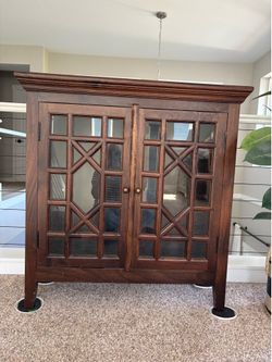 Wood cabinet