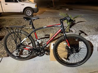 Royce Union RMY 27.5 Mountain Bike (back brakes have been removed)