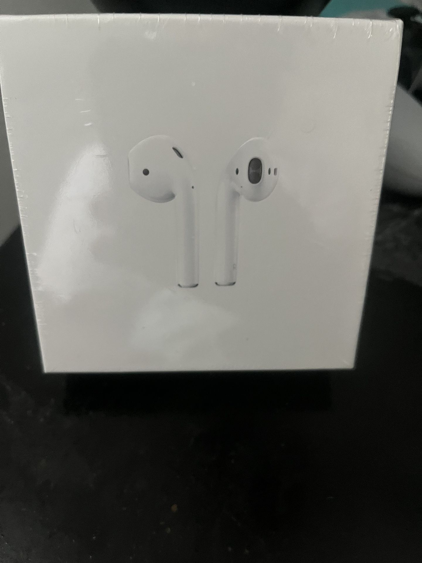 AirPod Gen 2