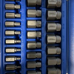 Cornwell brand screw/bolt extractor set