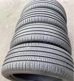 Set 245/50-20 Pirelli con el 80% de vida