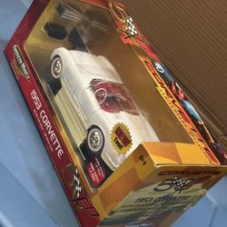 Ertl American Muscle 1953 Corvette 50th Anniversary 1/18 Die cast Car