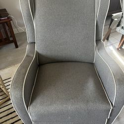 Rocking Chair/ Lay-Z-Boy