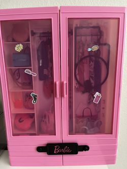 Barbie Doll Closet