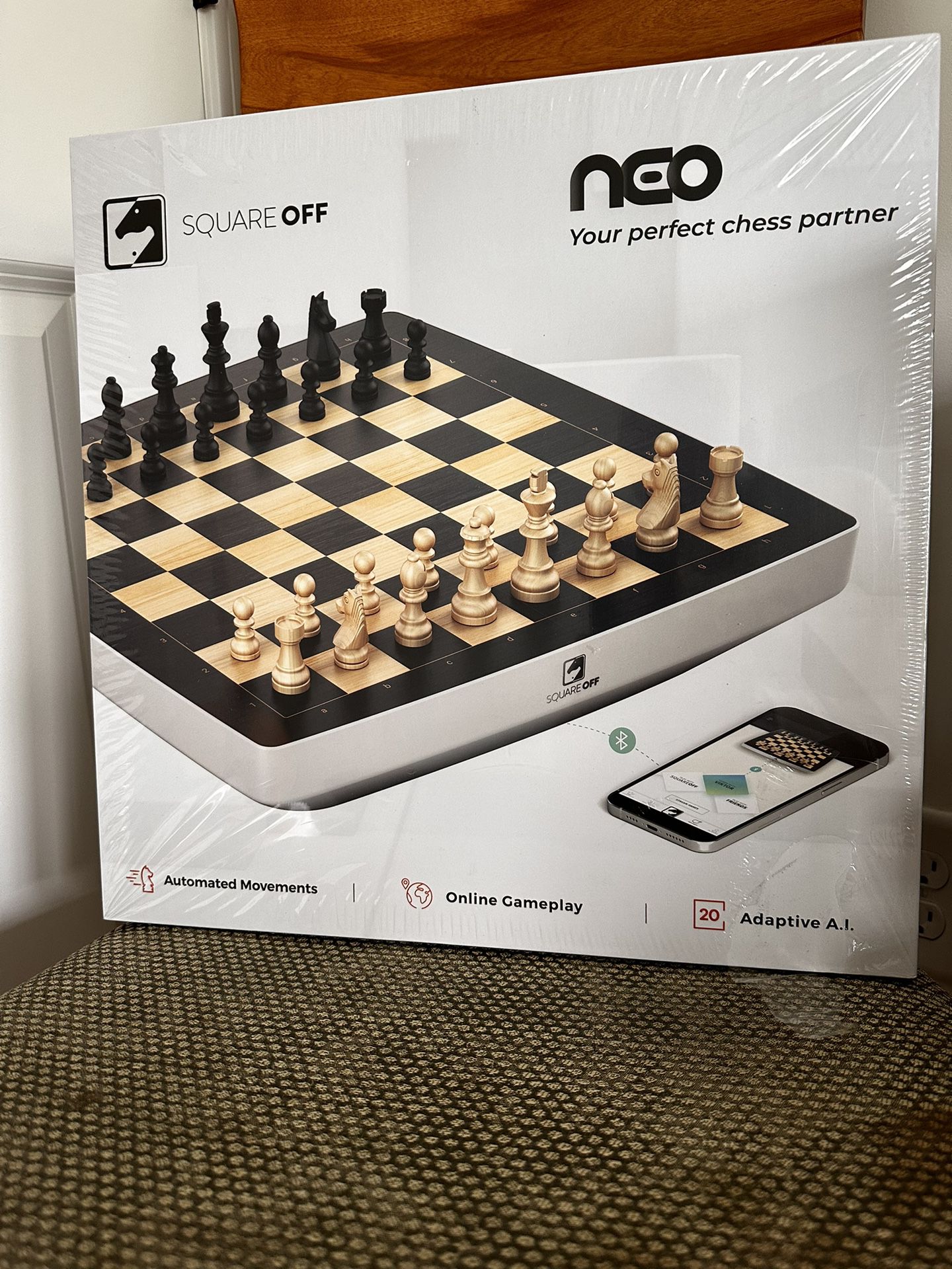 Electronic Chess Board. Square Off. 