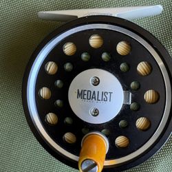 Pfleuger fly reel