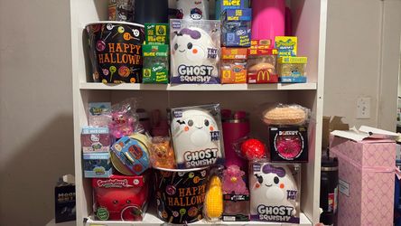 24PC Mixed Squishy Toy & Novelty Lot