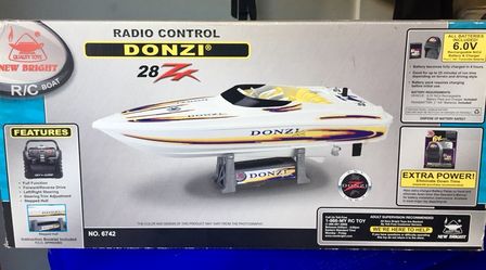 Donzi radio control speed boat