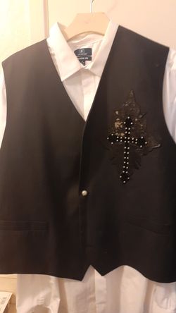 Men's Vests- Size: XL