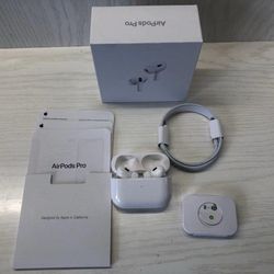 AirPod 2 Pro With USB C Charger 