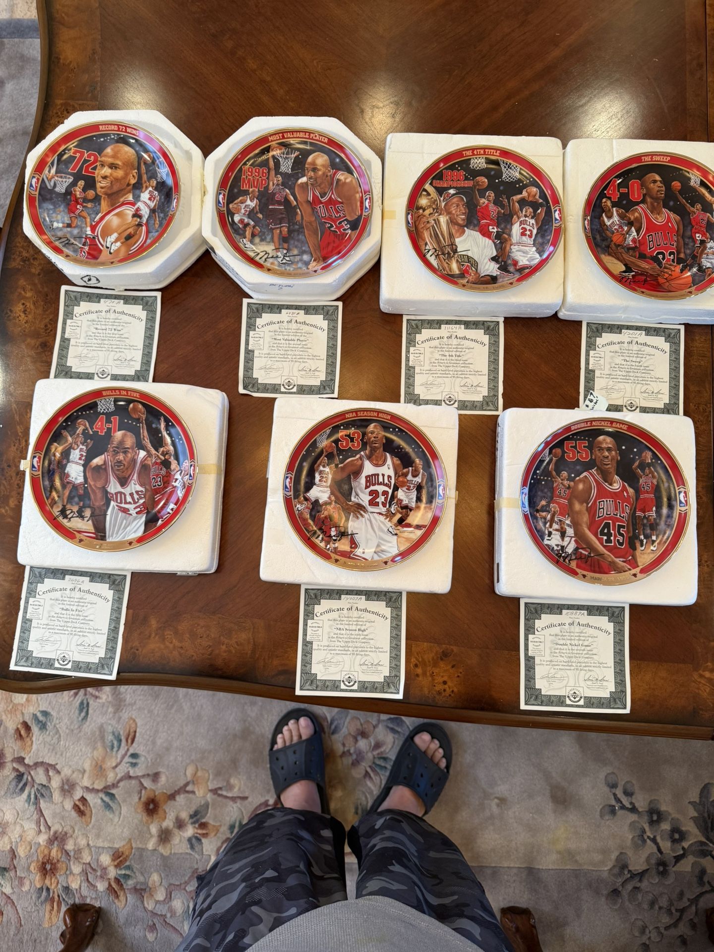 Michael Jordan - Chicago Bulls Collector Plates - By Upper Deck. Set Of 7 - All Mint ! Rare !