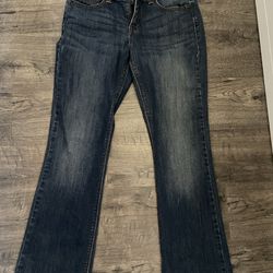 Levis Bootcut Jeans size 2