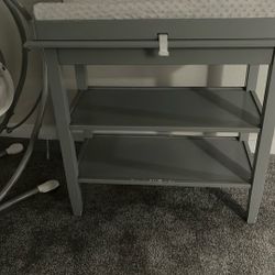 Changing table