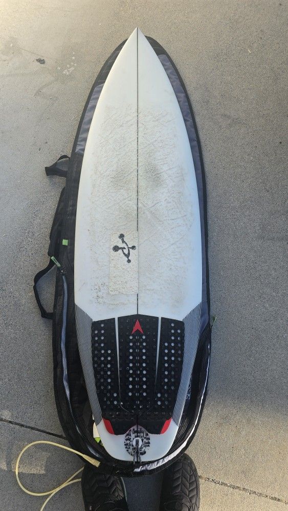 Chemistry Surfboard With Fcs Fins