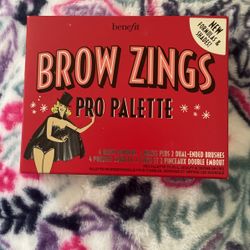 Benefit  Brow Zings