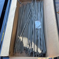 200 Heavy Duty Roofing Screws 20” 