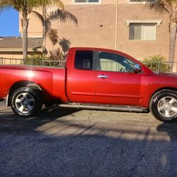 2004 Nissan Titan Le
