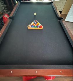 Pool table