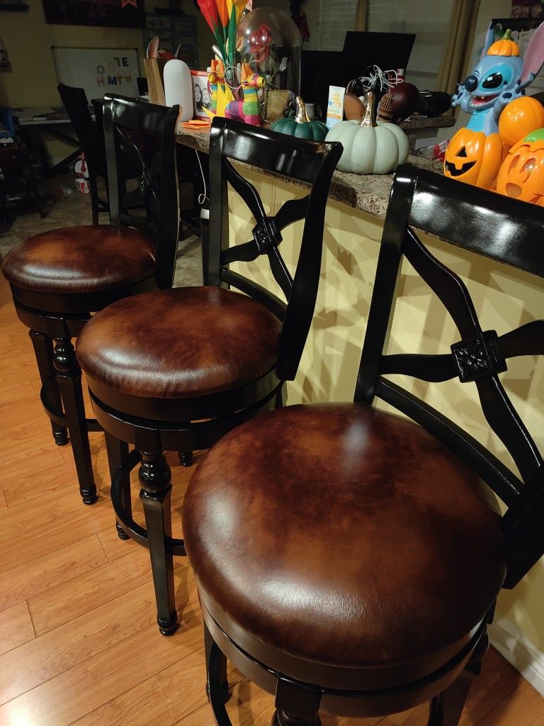 3 Bar Stools Chairs Barstools 30"