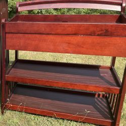 Changing Table W Drawers And Shelves 