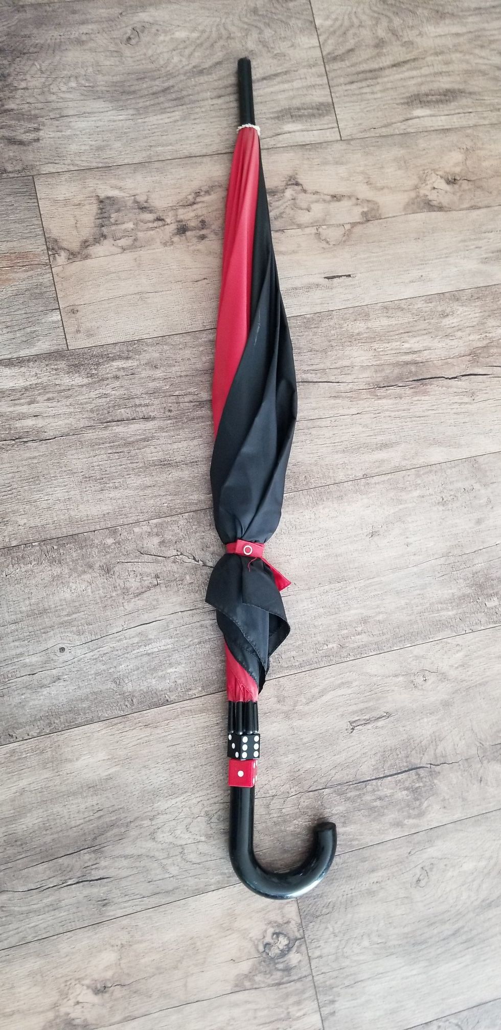 ESTEE LAUDER ARAMIS Vintage Black & Red Gamblers Dice Promo Umbrella