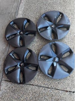 Tesla Model 3 wheel covers 18”