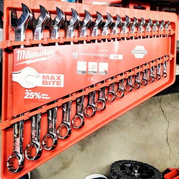MILWAUKEE SAE Combination Wrench Set 15Pc.