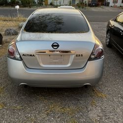 Nissan Altima 