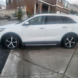 2016 KIA SORENTO 