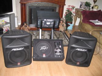 Peavey XR 696F 1200 watt system
