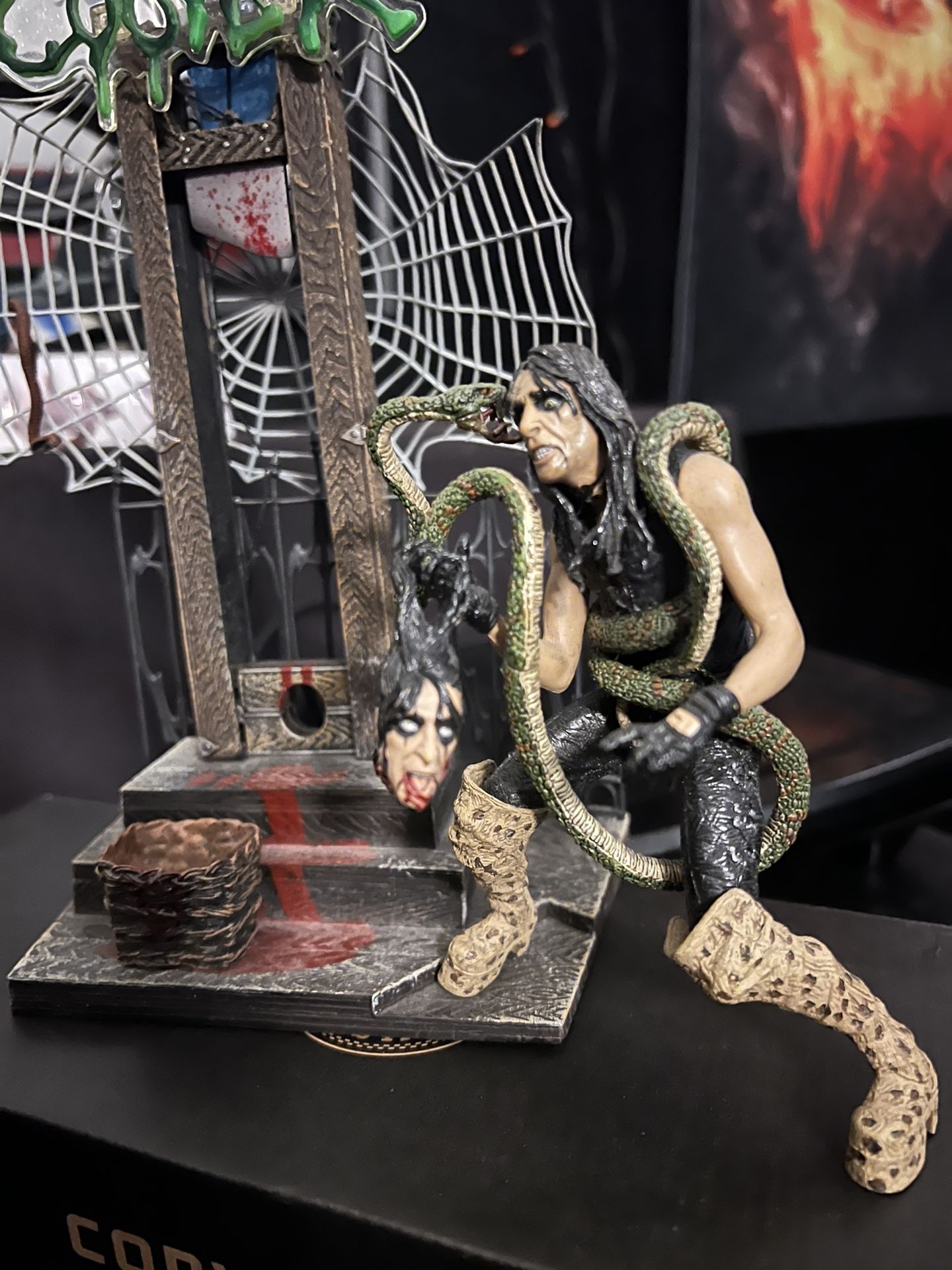 ALICE COOPER FIGURE W/ Guillotine
