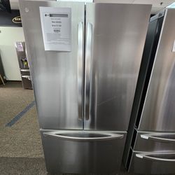 LG COUNTER DEPTH Max French Door Refrigerator 