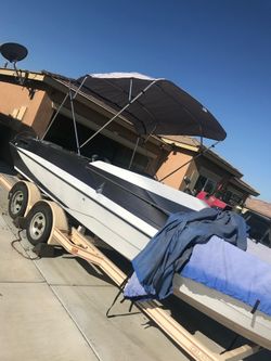 1989 Glass Tron 23 footer