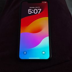 IPHONE XR UNLOCKED