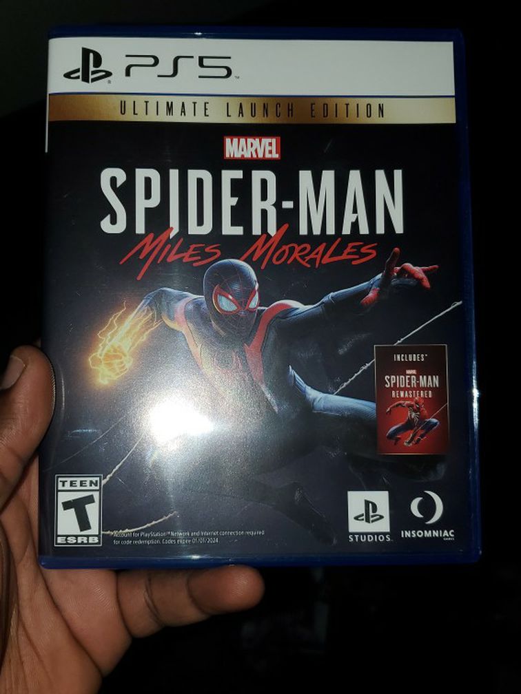 Spiderman Miles Morales (ULTIMATE version) This Ultimate Version Is 2 In 1. Has The First SPIDERMAN in It