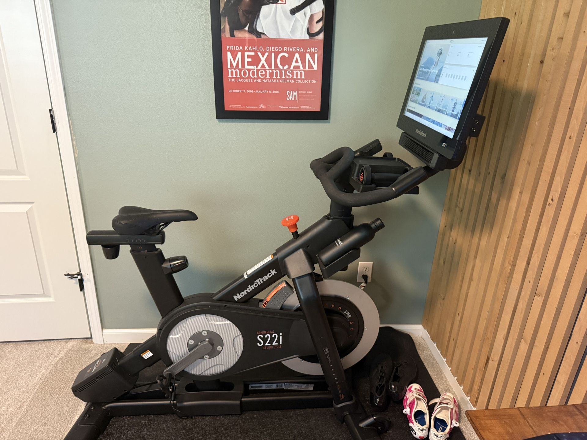 NordicTrack S221i- Barely used