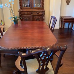 Beautiful Claw Foot Dining Table Set for 10/12 with Extensions