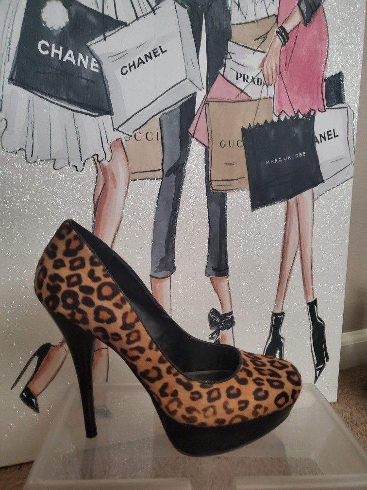 Size 9.5 Vintwge Leopard Heels