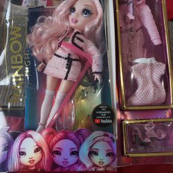 Rainbow High Bella Parker Pink Fashion Doll