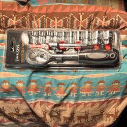 12 Peace Socket Wrench 10-32mm