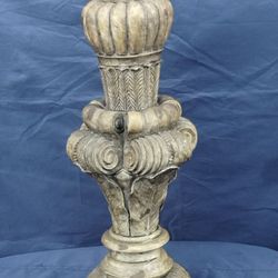 Medallion / Statue 