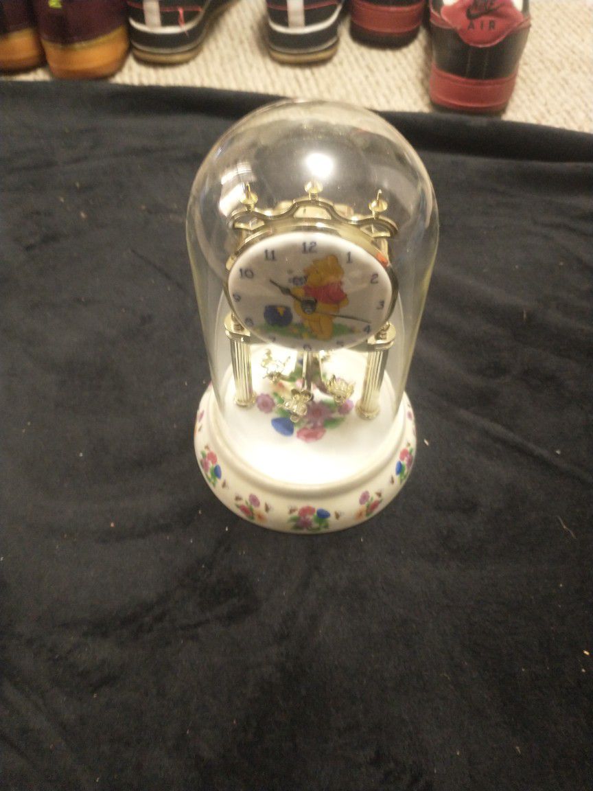 Vintage Winnie The Pooh Clock In A Glass Dome 