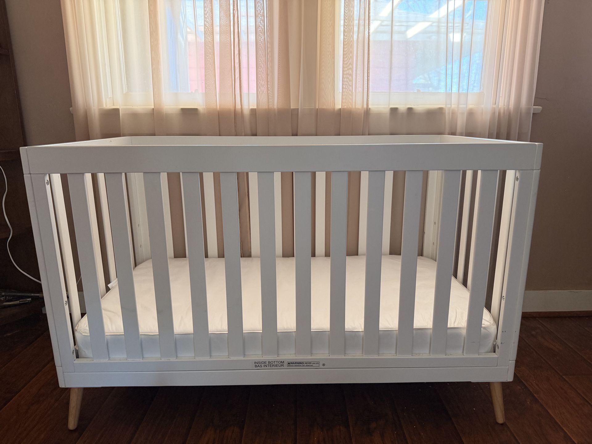 Baby crib