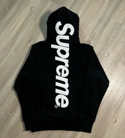 Supreme hoodie brand new