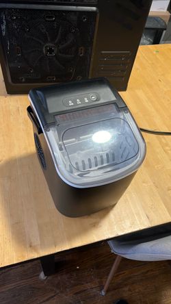 Ice maker