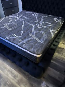 Queen Size Mattress Pillow Top New